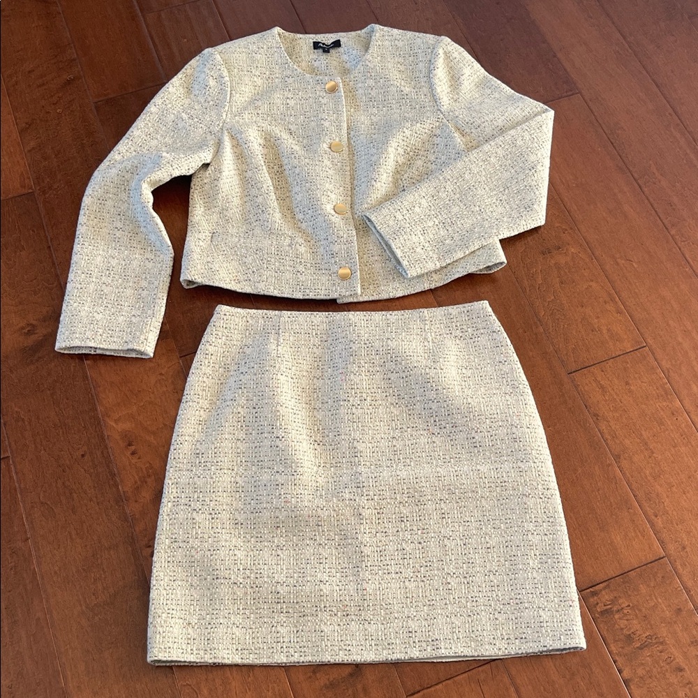 Reitmans | Soft Weave Skirt & Blazer Set | Cream & Sage | Size 10 | NWT